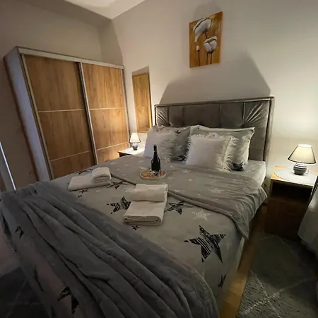 West - Panorama Lux & דירה